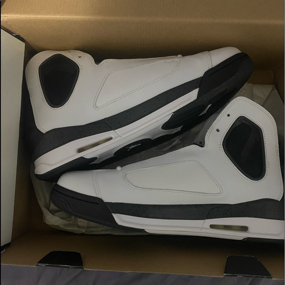 Jordan Flight Luminary
